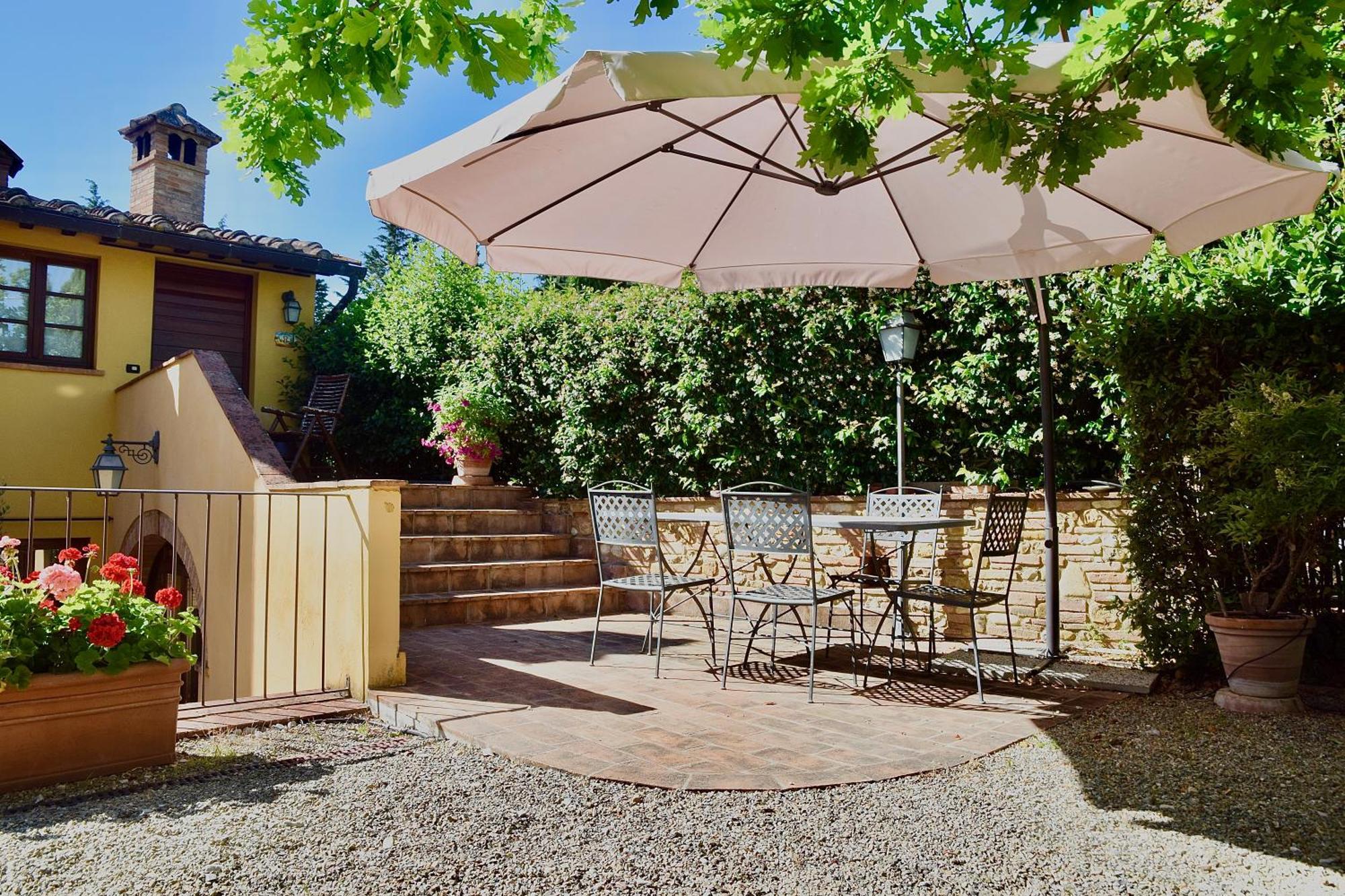 Апартаменты Relax In Chianti Il Borgo 7 Монтеспертоли Экстерьер фото