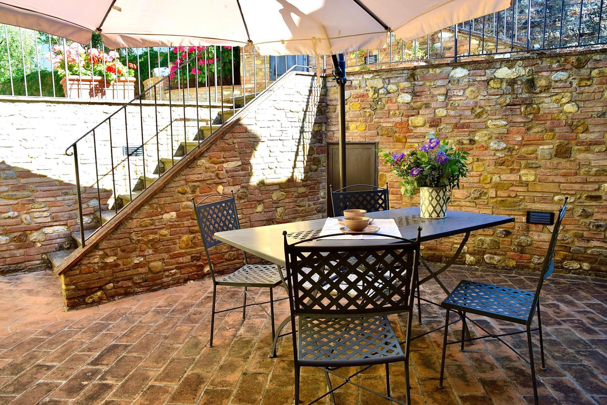 Апартаменты Relax In Chianti Il Borgo 7 Монтеспертоли Экстерьер фото